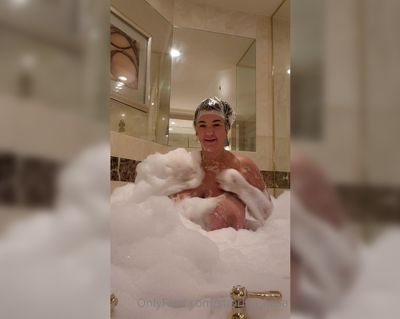 Beautifulsubby aka Subrina_lucia OnlyFans - Silly fun with all the bubblesmy favorite