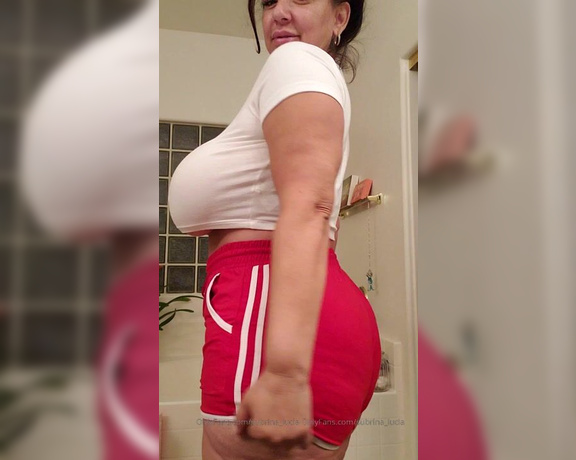 Beautifulsubby aka Subrina_lucia OnlyFans - Tight white t shirt and booty shorts