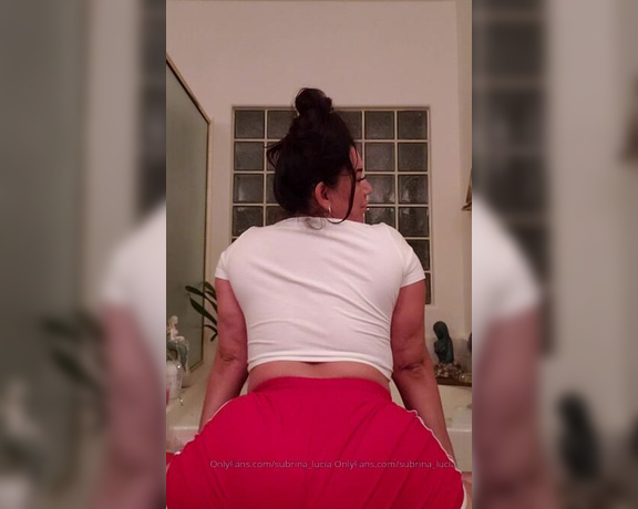 Beautifulsubby aka Subrina_lucia OnlyFans - Tight white t shirt and booty shorts