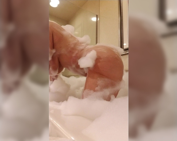 Beautifulsubby aka Subrina_lucia OnlyFans - Bubbles, Boobs and booty!!!!!!