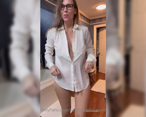 Diane Marie aka Southerndianemarie OnlyFans - Pantyhose with sparkles