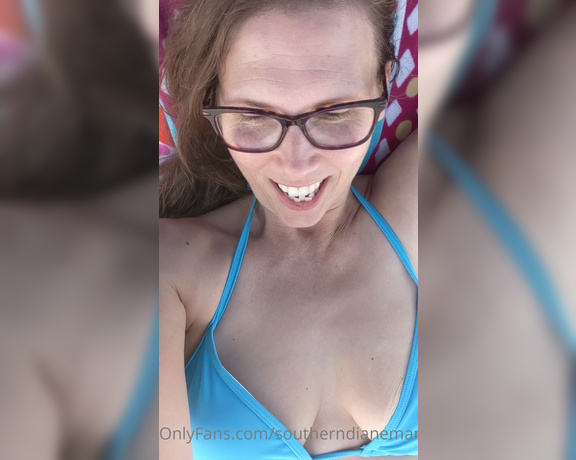 Diane Marie aka Southerndianemarie OnlyFans - A little naughtiness on the beach