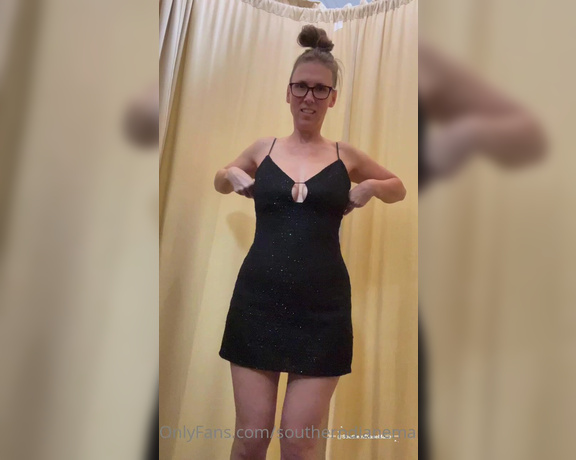 Diane Marie aka Southerndianemarie OnlyFans - What do you think of this dress I love this dress Wish it were a little longer Too short for where