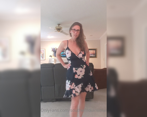 Diane Marie aka Southerndianemarie OnlyFans - I love summer and wearing dresses I love how it feels to go out in a dress and have nothing on unde