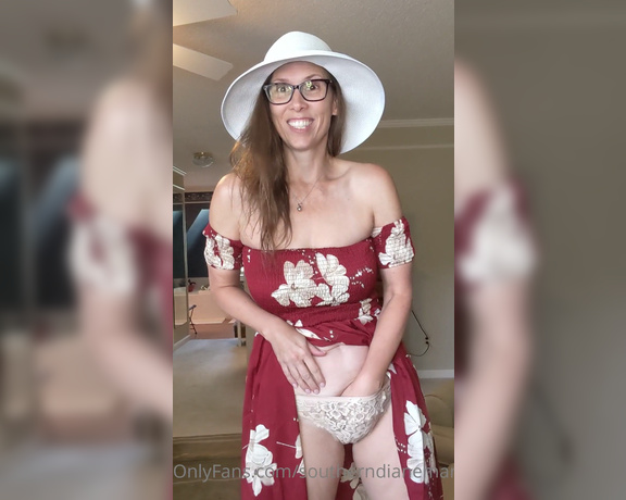 Diane Marie aka Southerndianemarie OnlyFans - Private page version of my YouTube video today I love this dress and how it looks with my hat and