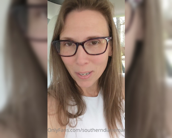 Diane Marie aka Southerndianemarie OnlyFans - How is your day going so far