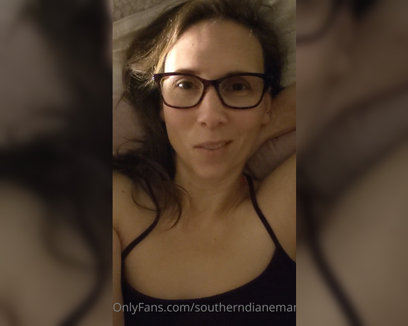 Diane Marie aka Southerndianemarie OnlyFans - Well Im going to send my morning video this way today Im going to get around this glitch