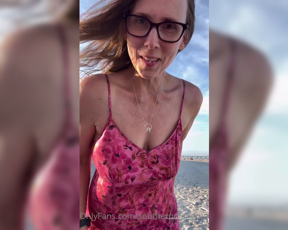 Diane Marie aka Southerndianemarie OnlyFans - I made it to the beach Have a good night