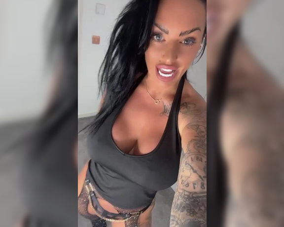 Kerry Louise aka Kerrylouise_xxx OnlyFans - Join me on my live on onlyfans tonight at 7pm babes, its free