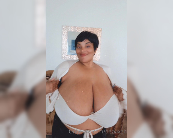 DezVixen aka Dezvixen OnlyFans - Lol I met to post this from the other Day No I dont get this naughty on IG with no bra lol