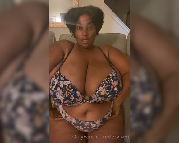 DezVixen aka Dezvixen OnlyFans - Hi guys I decided to treat you with something special Bra Haul try on’s Let me know if you like PPV
