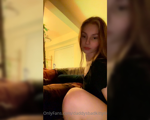 Iggy aka Princessiggy OnlyFans - Swipe right to see me play with my booty hole 2