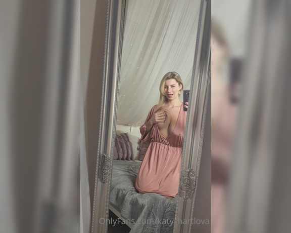 Katerina Hartlova aka Katy_hartlova OnlyFans - Short selfie when I prepare new set for you