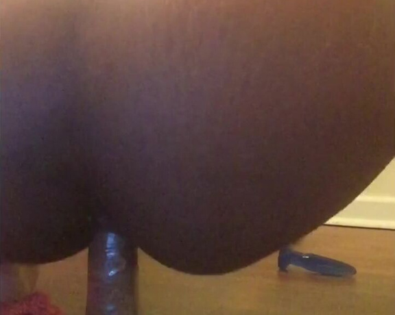 Mizzglazedbunz aka Mizzglazedbunz OnlyFans Video 914