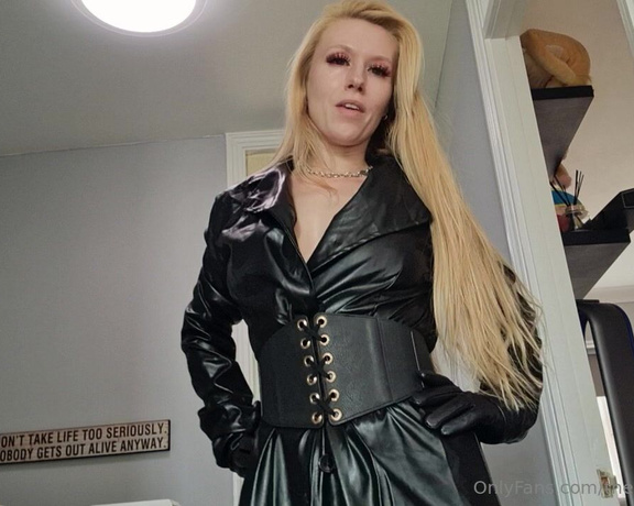 Michelle moist aka Themichellemoist OnlyFans - Mistress moist completely dressed in leather demanding obedient boys to obbey Subsriber request x 26