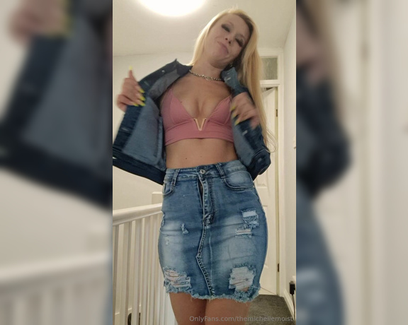 Michelle moist aka Themichellemoist OnlyFans - Sexy little denim slut 1