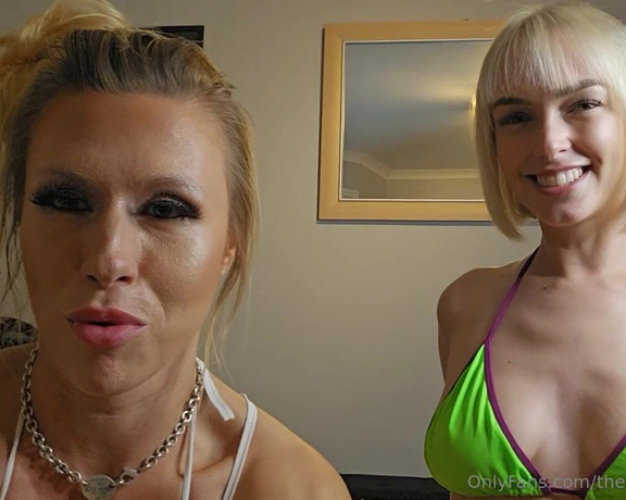 Michelle moist aka Themichellemoist OnlyFans - Michelle and lotties sexy work out !