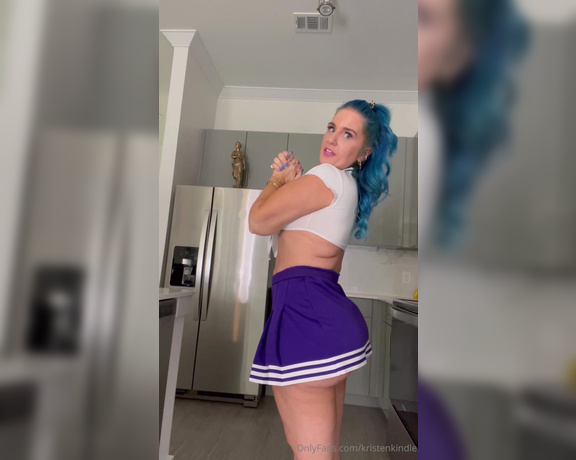Kristen Kindle aka Kristenkindle OnlyFans - Jerk off to me as I instruct you in my cheer uniform