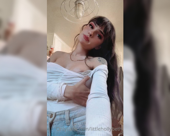 Littlehollybethl OnlyFans Leaks Video29