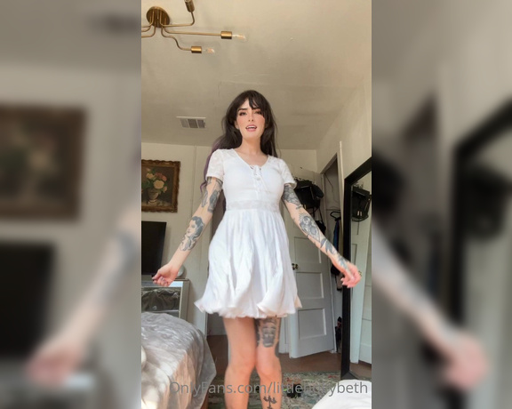 Littlehollybethl OnlyFans Leaks Video27