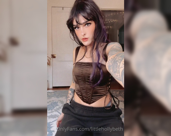 Littlehollybethl OnlyFans Leaks Video30