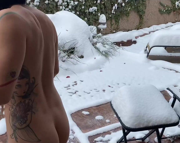 Ciren Verde aka Cirenv OnlyFans - Such a blast in the first snow of the season