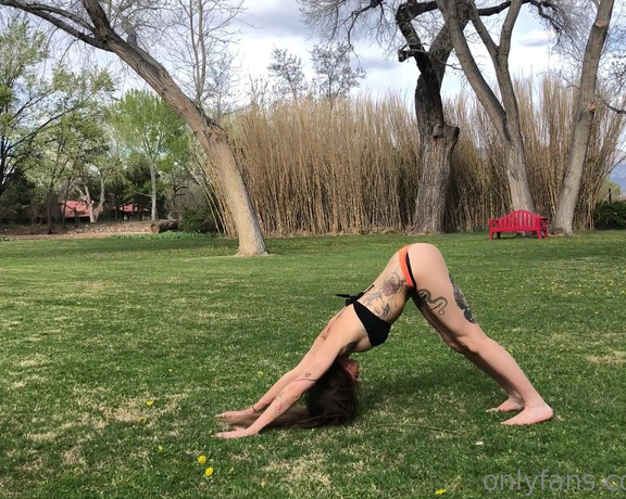 Ciren Verde aka Cirenv OnlyFans - Warming Up a bit before Getting Dirty, Stretching Is Key to Fluid Movement To Express Yourself Freel