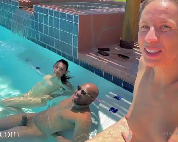 Ciren Verde aka Cirenv OnlyFans - Pool fun with @plutobanks and @boswellblack3x