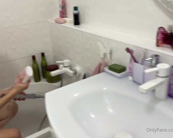 Gina Gerson aka Gina_gerson OnlyFans - Lesbian bath time together with @sky pierce wanna see full