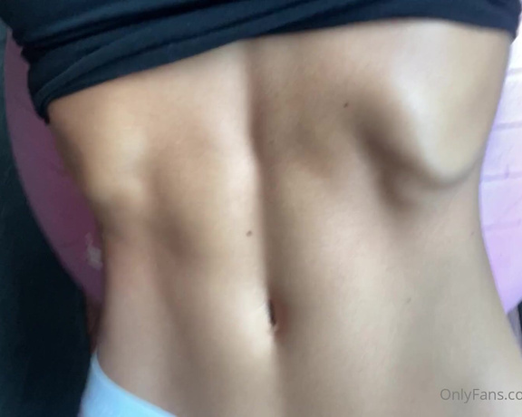 Gina Gerson aka Gina_gerson OnlyFans - Wooowww my ABS Wanna more from the gym Ask