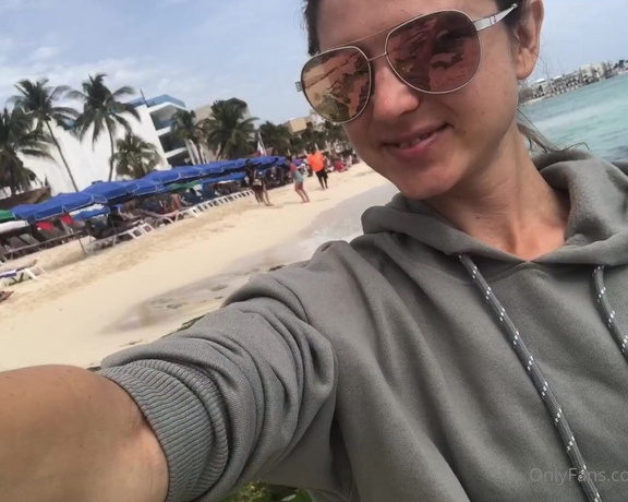 Gina Gerson aka Gina_gerson OnlyFans - Beautiful Beach time