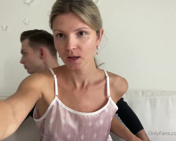 Gina Gerson aka Gina_gerson OnlyFans - Kissing video with @tommy gold he kissed my neck also ask me for full video