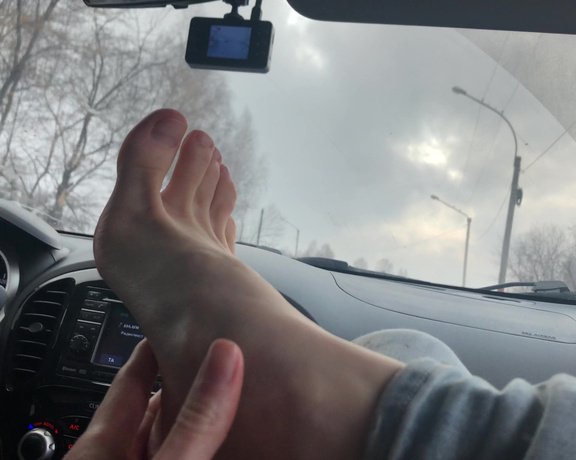 Gina Gerson aka Gina_gerson OnlyFans - Suck my beautiful toes and