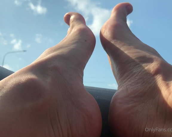 Gina Gerson aka Gina_gerson OnlyFans - My sexy feetFootfetish