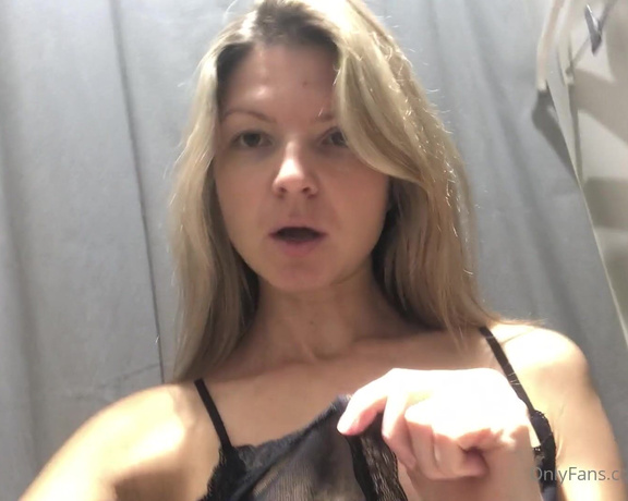 Gina Gerson aka Gina_gerson OnlyFans - Everything soooo big  I m soooo small  I got nothing finaly