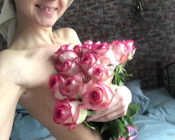 Gina Gerson aka Gina_gerson OnlyFans - Good morning my army of lovers