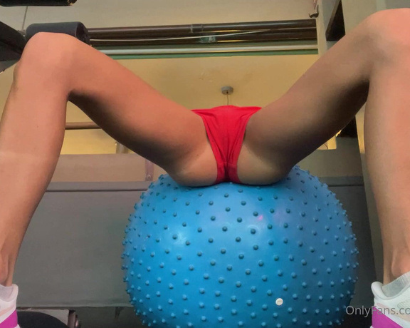 Gina Gerson aka Gina_gerson OnlyFans - Working out