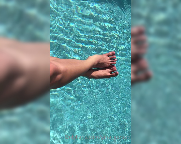 Gina Gerson aka Gina_gerson OnlyFans - Pool time