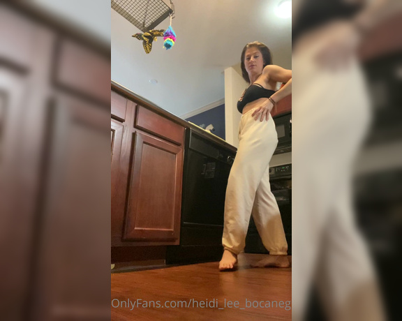 Heidi Lee Bocanegra aka Heidi_lee_bocanegra OnlyFans - 092320—Lost September Video