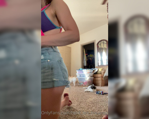 Heidi Lee Bocanegra aka Heidi_lee_bocanegra OnlyFans - 090121—First Video of September Changing out of my little swimming outfit—about 6 minutes…