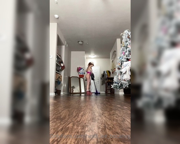 Heidi Lee Bocanegra aka Heidi_lee_bocanegra OnlyFans - 010723—Cleaning on Timelapse Only 28 seconds… I’m learning that time lapse is better for things