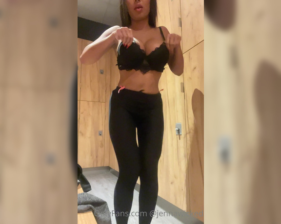 Jenna Wicked aka Jennawicked OnlyFans - Show time all the fit girls was at me I don’t know why they don’t spread like