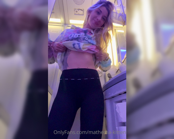 MathemaKitten aka Mathemakitten OnlyFans - (561296074) I’m bound and determined to join the mile high club one day