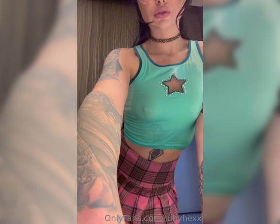 Ruby Hexx aka Rubyhexx OnlyFans - Worship my tits like a good boy