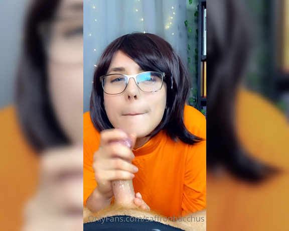 Saffron Bacchus aka Saffronbacchus OnlyFans - Jinkies! I hear you have a clue  would you tell me if I gave you a blowjob ) Happy Masturbation 10