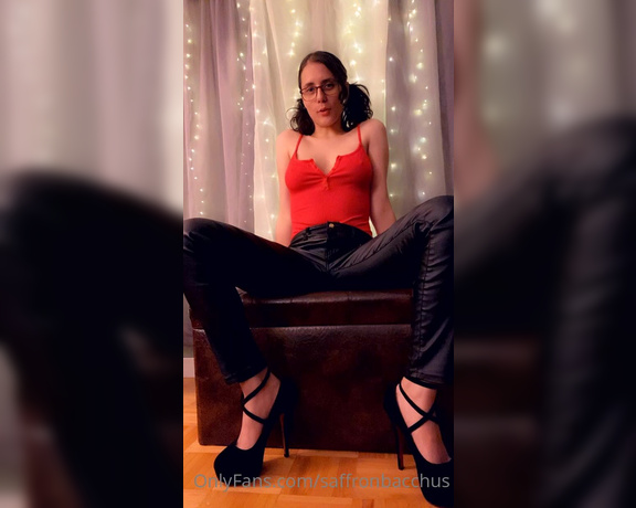 Saffron Bacchus aka Saffronbacchus OnlyFans - Happy Masturbation Monday Satyrs! I got requests for some sensual femdom and foot fetish content, 10