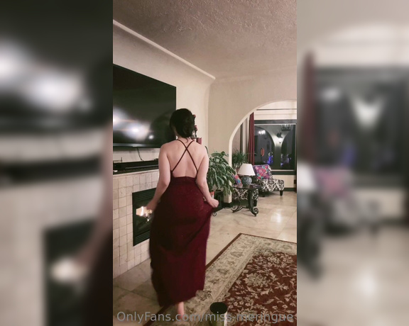 Miss Meringue aka Missmeringue OnlyFans - (536203252) A little video I found while cleaning up I’ve used the SFW parts on TikTok but never showed the NSF