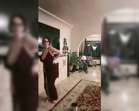 Miss Meringue aka Missmeringue OnlyFans - (536203252) A little video I found while cleaning up I’ve used the SFW parts on TikTok but never showed the NSF