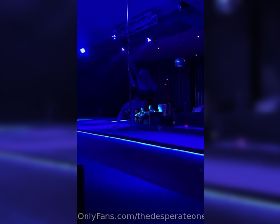 Pandora Skye aka Thedesperateone OnlyFans - Lil strip show in Miami lol when you fuck the promoter you get to go on stage! Haha