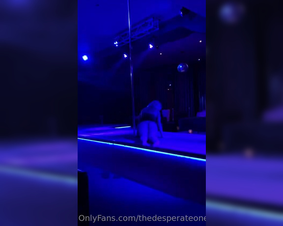 Pandora Skye aka Thedesperateone OnlyFans - Lil strip show in Miami lol when you fuck the promoter you get to go on stage! Haha